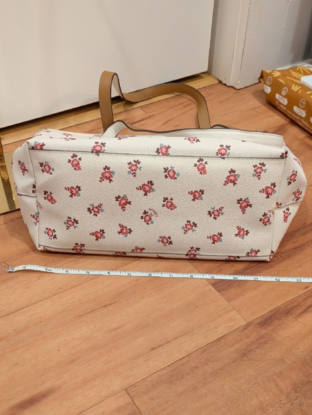 Coach Cream Tote with Pink Floral Print and Tan Leather Tag - Picture 12 of 17